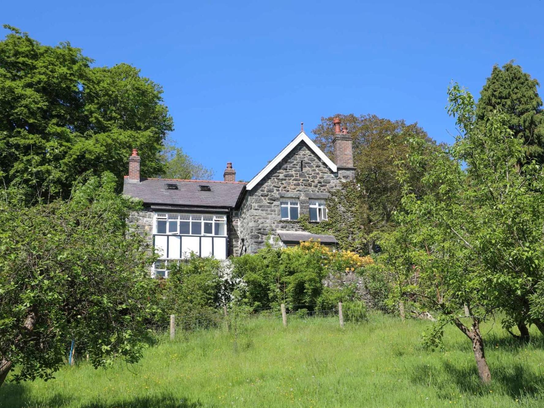 Villa Ty'N Y Cae Llanbedr-y-cennin Exterior foto